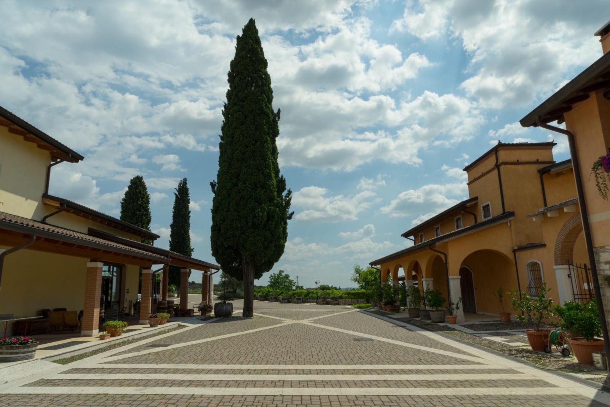 Agriturismo Valentina Cubi Фумане Екстериор снимка